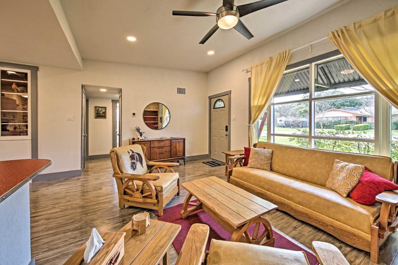 Remodeled Retro Home With Deck, Walk To Main Street! Blanco Εξωτερικό φωτογραφία